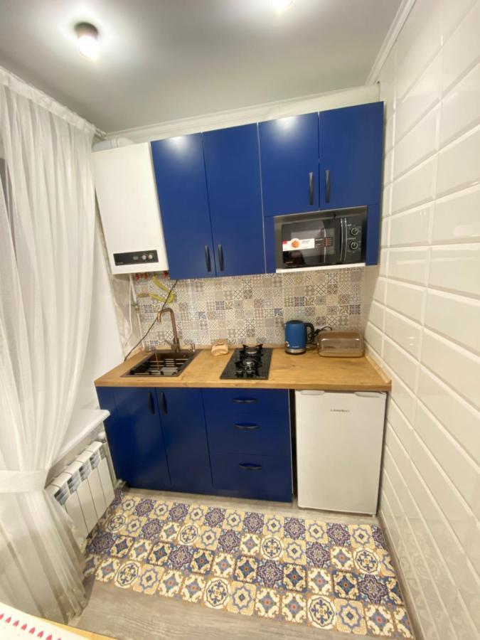 Люкс Апартаменти «Д.І.М.» Kamianets-Podilskyi Ngoại thất bức ảnh